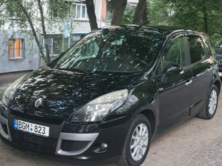 Renault Scenic foto 9