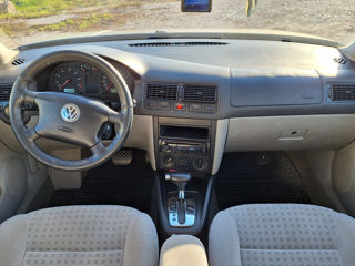 Volkswagen Golf foto 4