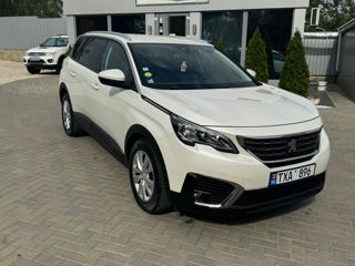 Peugeot 5008 foto 2