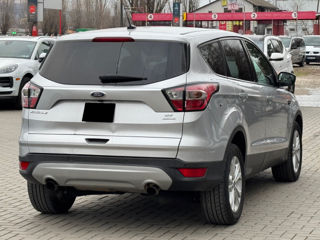 Ford Escape foto 5