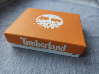 Оригинальное портмоне кошелек Timberland привезен из США в подарочной коробке оригинал  Изготовлен и