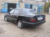 Mercedes E Class foto 3