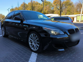 BMW 5 Series foto 5