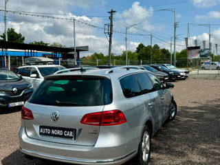 Volkswagen Passat foto 3