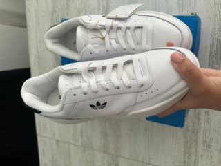 Adidas noi originali marime 42 foto 2