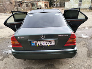 Mercedes C-Class foto 3