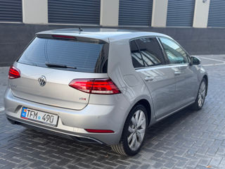 Volkswagen Golf foto 5