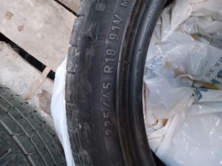 54 Vind set cauciucuri Pirelli,225/45r18,21/18, starea buna foto 2