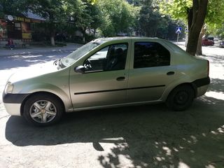 Logan Dacia, Sedan, 12 euro, chirie auto foto 3