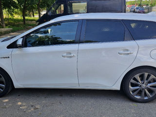 Toyota Auris foto 4