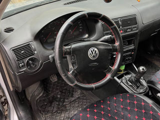 Volkswagen Golf foto 4