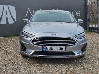 Ford Fusion foto 2