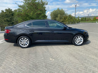 Skoda Superb foto 7