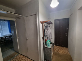 Apartament cu 3 camere, 65 m², Buiucani, Chișinău foto 2