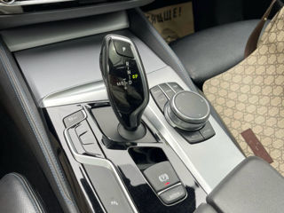 BMW 5 Series foto 5