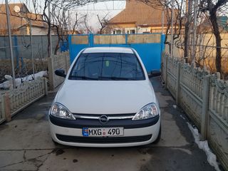 Opel Corsa foto 1