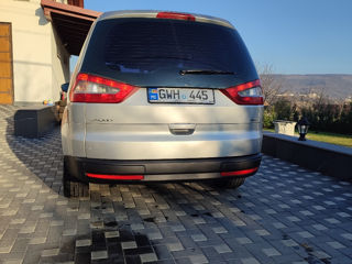 Ford Galaxy foto 5