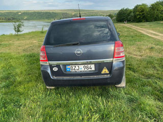 Opel Zafira foto 5