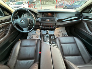 BMW 5 Series foto 8