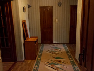 3-х комнатная квартира, 82 м², Скулянка, Кишинёв