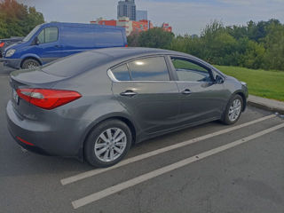 KIA Cerato foto 5