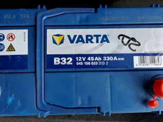 Аккумуляторная батарея Varta  (АКБ) 5451560333132  45AЧ 12V 330A R+ (EN) foto 2