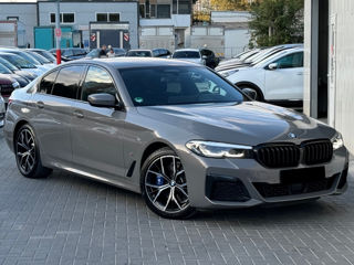 BMW 5 Series foto 1