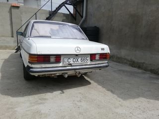 Mercedes W 123.piese. foto 5