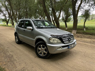 Mercedes M-Class