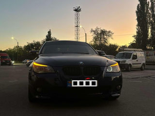 BMW 5 Series foto 6