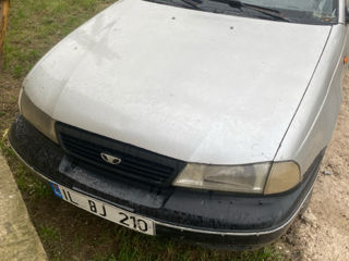 Daewoo Nexia foto 2