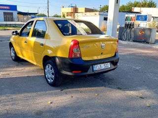 Dacia Logan foto 4