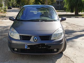 Renault Grand Scenic foto 1