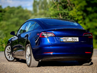 Tesla Model 3 foto 3