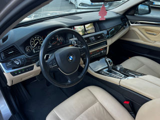 BMW 5 Series foto 10