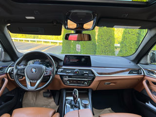 BMW 5 Series foto 5