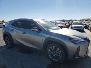 Lexus UX foto 3