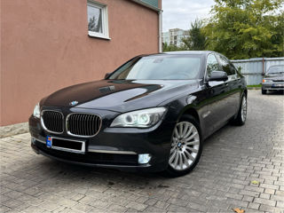 BMW 7 Series foto 1