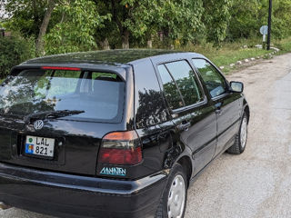 Volkswagen Golf foto 2