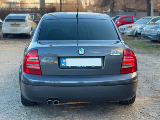 Skoda Superb foto 5