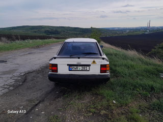 Ford Scorpio foto 3