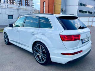 Audi Q7 e-tron foto 5