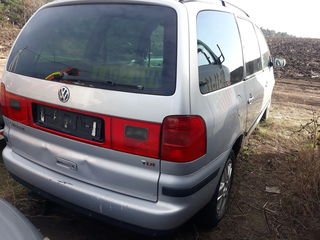 Sharan,Golf2,3,jetta,vento,passat-b3,b4,transporter-T4,caravele,multivan,mercedes-124Vînd piesele c foto 3