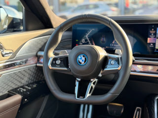 BMW 7 Series foto 11