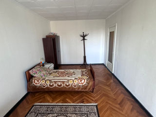 Apartament cu 2 camere, 47 m², Botanica, Chișinău foto 3