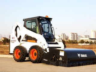 Bobcat/Earthforce S18 foto 6