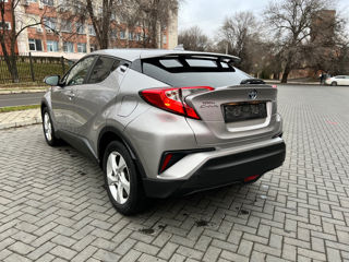 Toyota C-HR foto 5