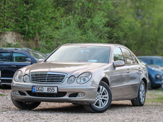 Mercedes E-Class foto 2