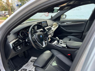 BMW 5 Series foto 13