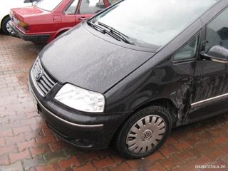 Volkswagen Touran foto 5